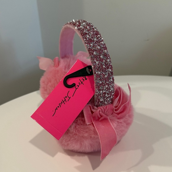 Betsey Johnson earmuffs new - Picture 5 of 6